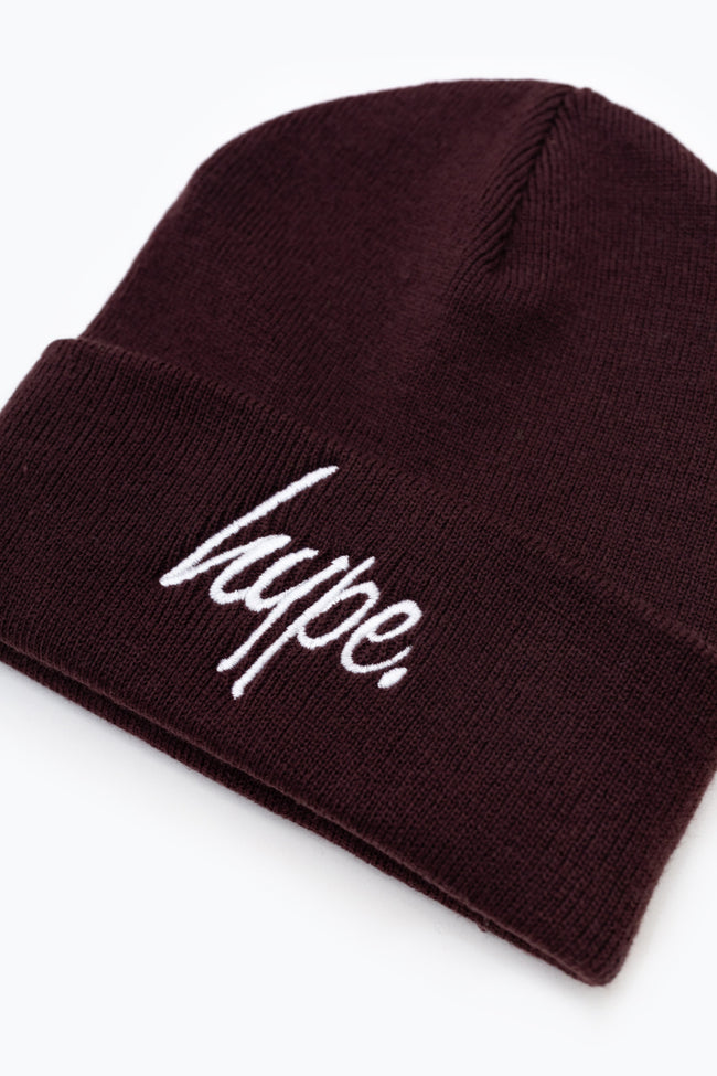 HYPE PLUM SCRIPT BEANIE