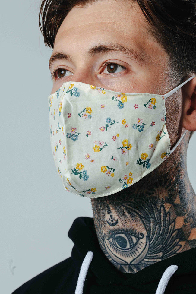 HYPE ADULT WHITE FLORAL ADJUSTABLE FACE MASK