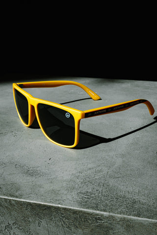 HYPE YELLOW BLACK STRIPE SUNGLASSES