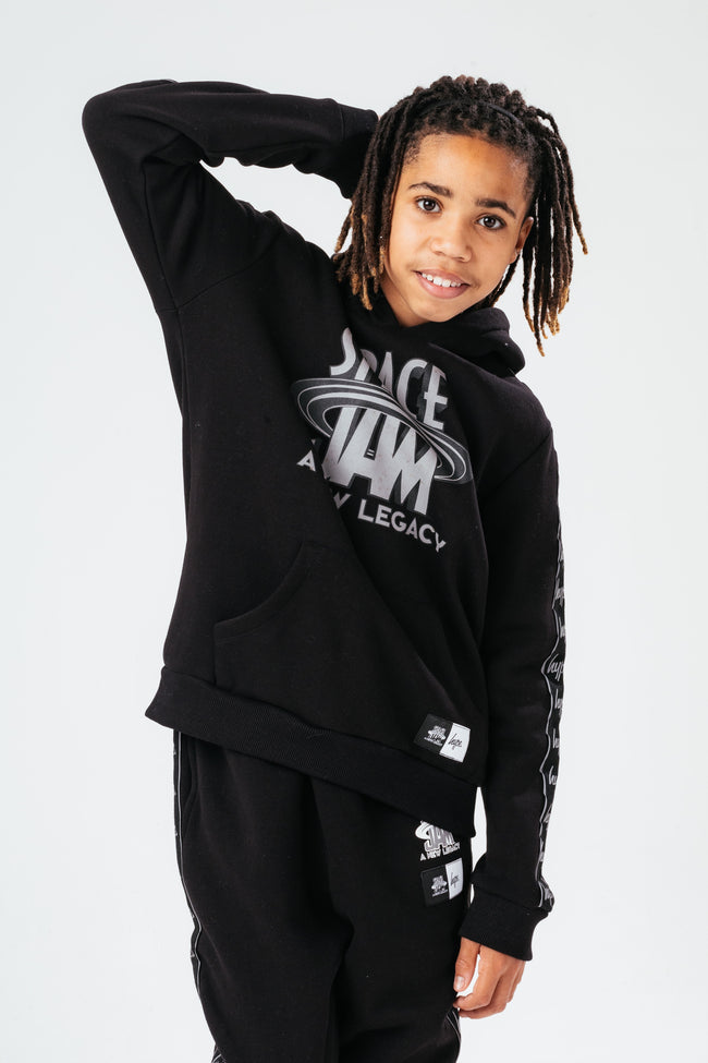 SPACE JAM X HYPE. SPACE JAM BLACK REFLECTIVE KIDS PULLOVER HOODIE