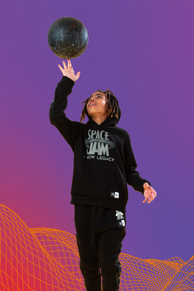 SPACE JAM X HYPE. SPACE JAM BLACK REFLECTIVE KIDS PULLOVER HOODIE