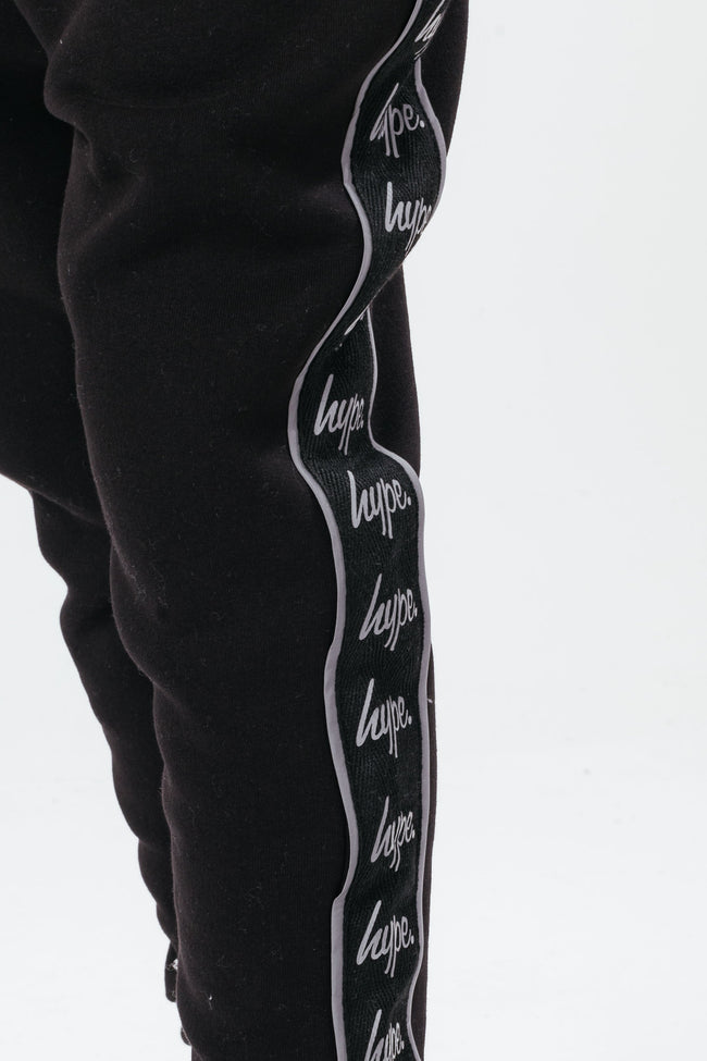 SPACE JAM X HYPE. SPACE JAM BLACK REFLECTIVE KIDS JOGGERS