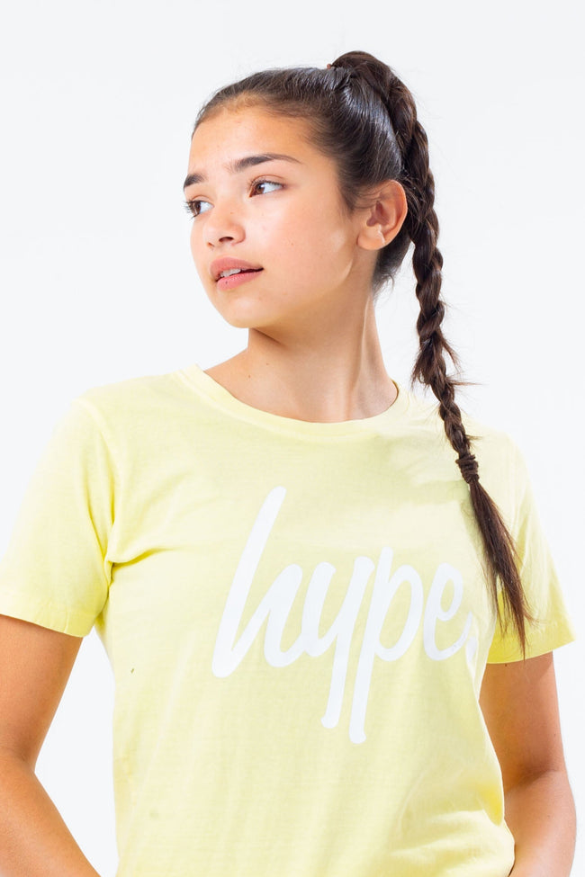 HYPE WASHED YELLOW SCRIPT LOGO GIRLS  T-SHIRT