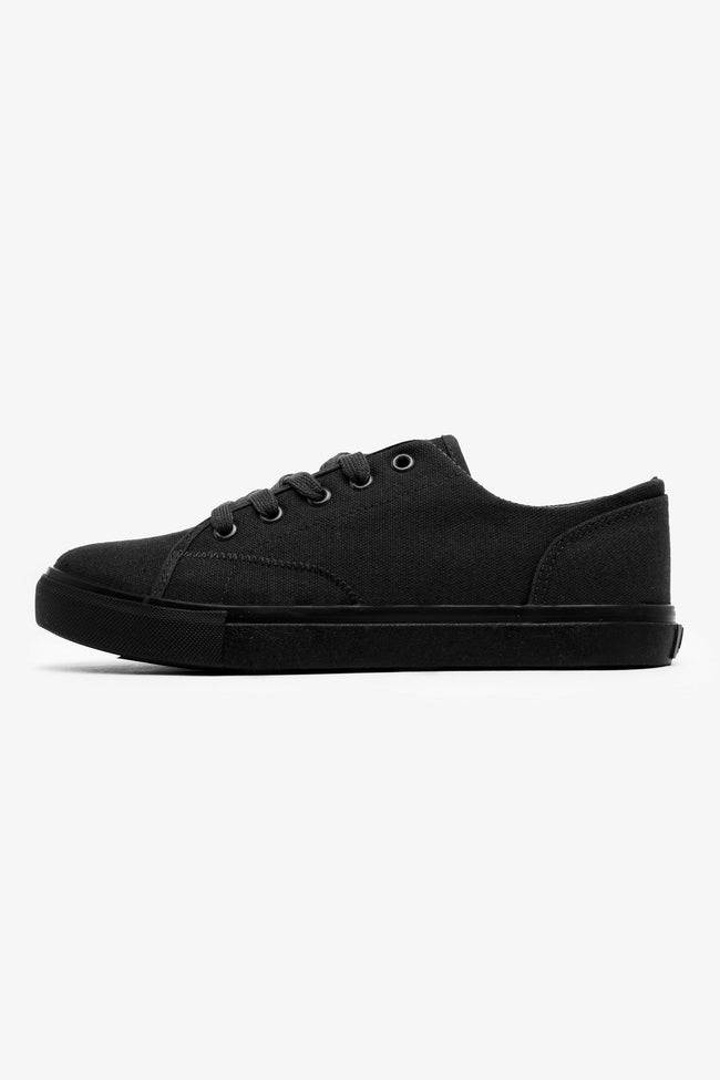 HYPE BLACK PUMP KIDS TRAINERS