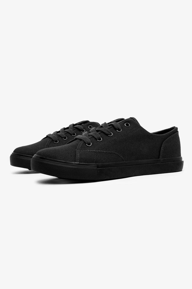 HYPE BLACK PUMP KIDS TRAINERS