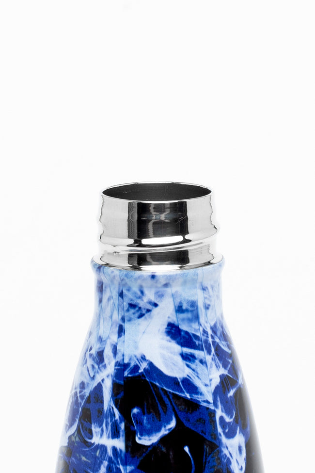 HYPE UNISEX BLUE LIGHTNING SKY OUTLINE CREST BOTTLE