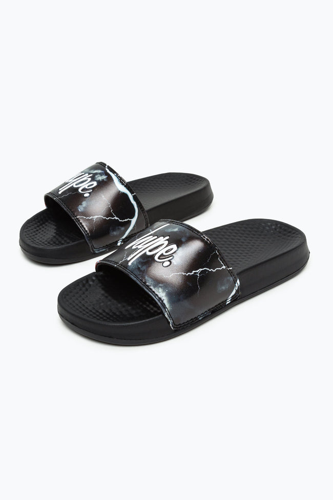 HYPE KIDS UNISEX BLACK SMOKEY STORM OUTLINE SCRIPT SLIDERS