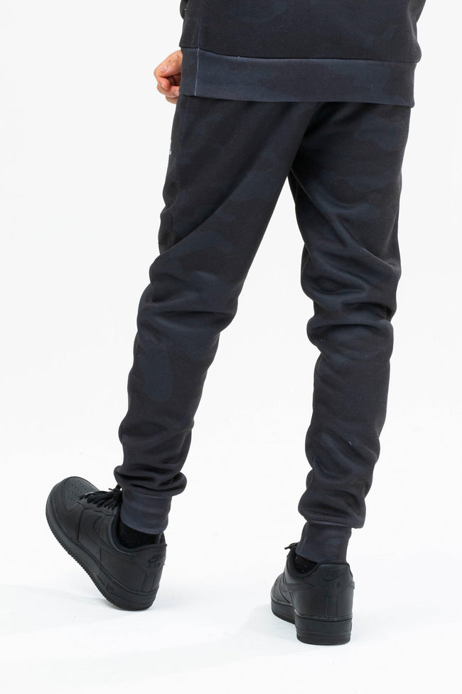 HYPE BOYS BLACK CLASSIC CAMO SCRIPT HOOD & JOGGER SET