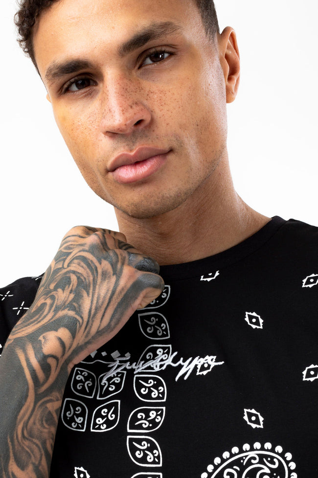 HYPE MENS BLACK PAISLEY PALM SCRIBBLE T-SHIRT