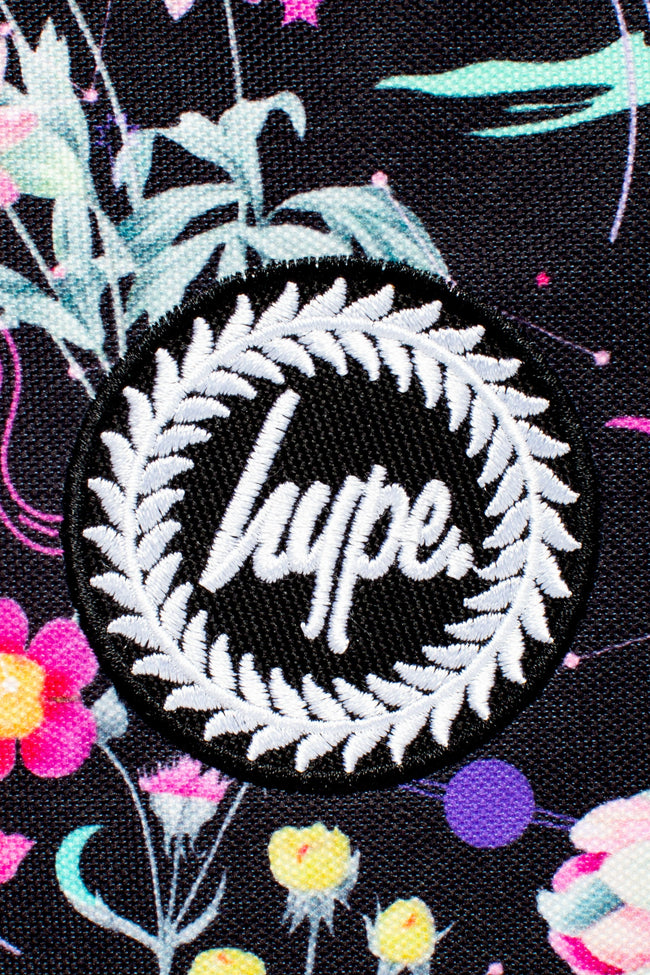 HYPE UNISEX BLACK MYSTIC FLOWER CREST LUNCHBOX